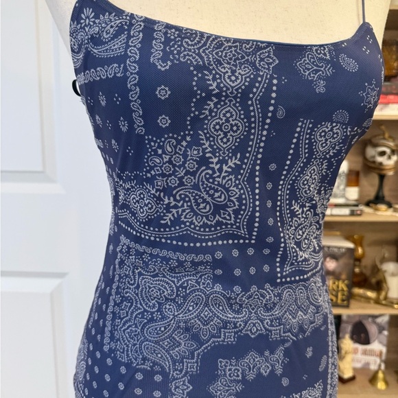 FOREVER 21 | Blue Paisley Spaghetti Strap Dress - Picture 2 of 8